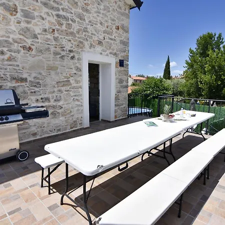 With A Swimming Pool Vilanija, - 22647 Umag