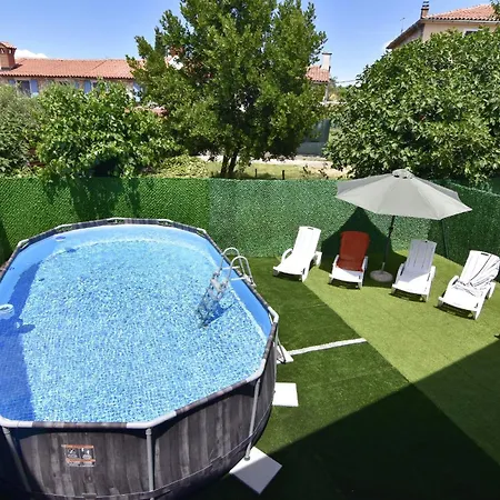 아파트 With Swimming Pools Vilanija, - 22647 *