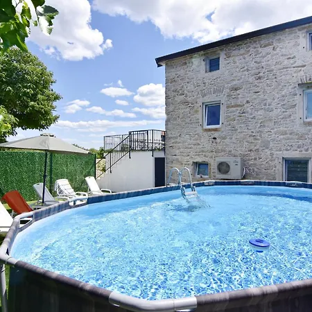 With Swimming Pools Vilanija, - 22647 *